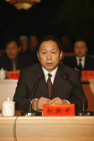 1月10日,区机关大院彩旗招展,盛装一新.